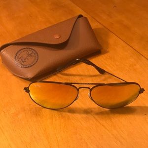 Ray Ban mirrored aviators
